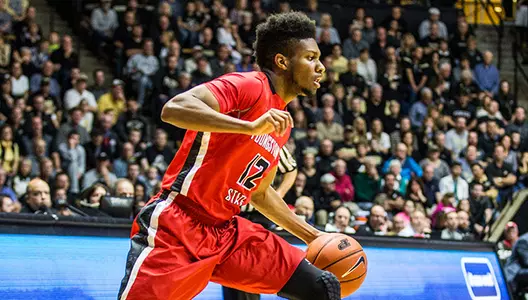 Penguins Hit 17 3s in 100-61 Exhibition Win Over Penn St.-Behrend Image