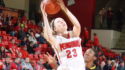 Fourth-Quarter Rally Leads Penguins to 67-63 Win Over Oakland Image