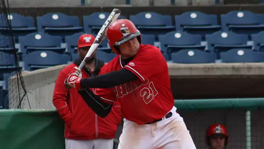 Baseball Wins Suspended Game, Drops Original Saturday Contest vs. UIC Image