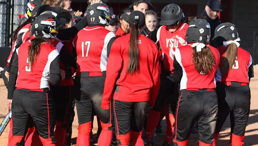 Softball Begins Final Week with Three-Game Series at Detroit Image