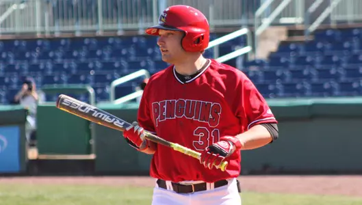 Late Rally Not Enough as Baseball Drops Season Finale 7-5 at Valpo Image