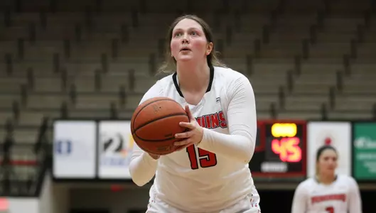 Dunn's Double-Double Highlights Balanced Effort in Win Over Ohio Valley Image