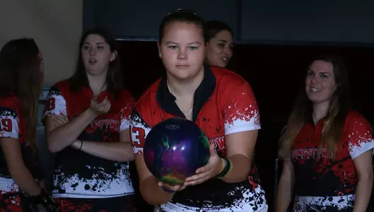Bowling Beats Two Ranked Teams on Traditional Day in Houston Image