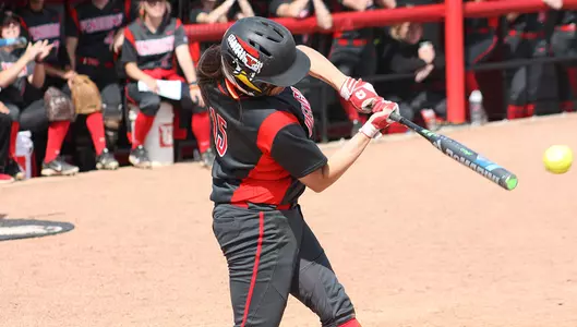 Softball Drops Two on Day One at Kickin' Chicken Classic Image