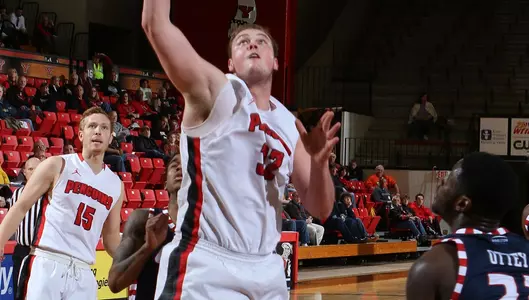 Jorden Kaufman Posts Double-Double in Loss at Cleveland State Image