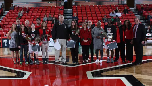 Penguins Fall to Detroit Mercy in Regular-Season Finale Image
