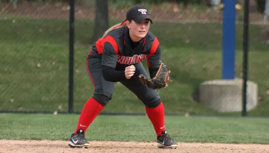 Softball Splits Doubleheader at Presbyterian Image