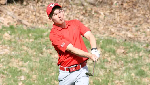 Two Penguins Finish in Top 15 at RMU Colonial Classic Image