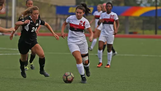 Lum's Penalty Kick Lifts Soccer to Weather-Delayed Win Over St. Bonaventure Image