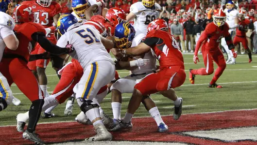 Penguins Impressive in 19-7 Win Over No. 4 South Dakota State Image