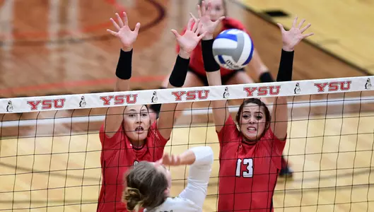Volleyball Drops Three-Setter to IUPUI Image