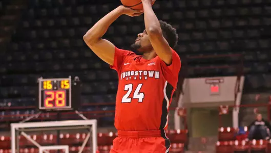 Six Scoring in Double Figures in Loss at Detroit Mercy Image