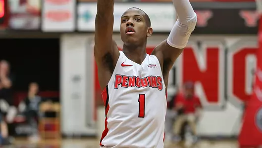 Five Score in Double Figures in 92-78 Loss to UIC Image