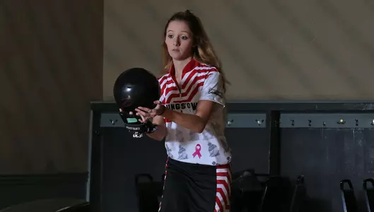 Bowling Goes 4-1 to Start 2018-19 Season Image