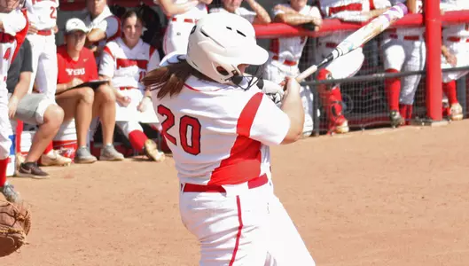 Softball Sweeps Season Series From Cleveland State Image