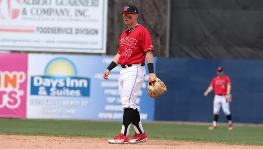 Penguins Drop 10-3 Decision to Wright State Image