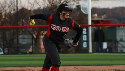 Softball Notches Doubleheader Sweep Over Oakland Image
