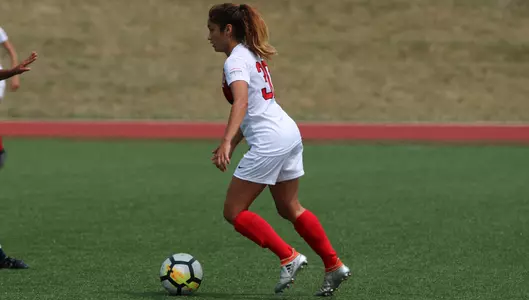 Three Second Half Goals Lift Buffalo Past Women's Soccer Image