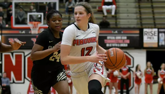 Second-Half Surge Sends Women's Basketball to 76-61 Win Over Oakland Image