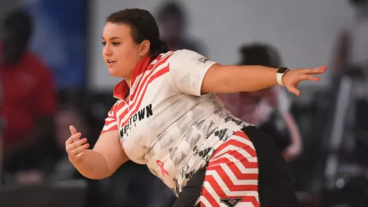 Penguins Have Solid First Day at SFA Ladyjack Hammer Classic Image