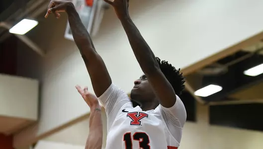 Cathcart's Final-Second 3-Pointer Lifts YSU to Fifth Straight Win Image