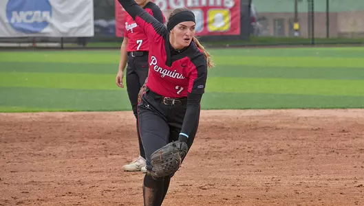 Softball Earns Split at Seahawk Invitational Image
