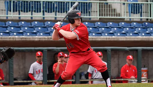 Glenn Homers as Penguins Fall in Series Finale with UIC Image
