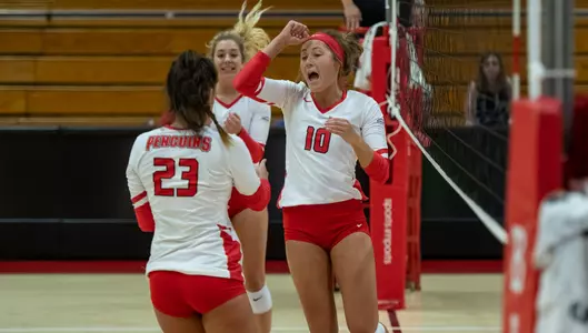 Volleyball Beats Niagara, Falls to Cornell on Friday Image