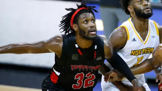 Covington Scores 24 in 81-74 Loss at Cleveland State Image
