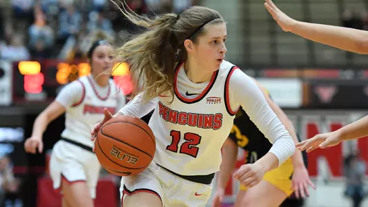 Olson Scores 21 as Penguins Fall 77-69 at IUPUI Image