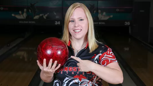 Mendez's 289 Highlights Record-Setting Day at Big Red Invitational Image