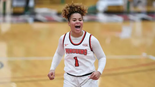Penguins Make Big Plays Late to Beat UIC, 66-59 Image