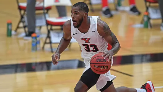 Penguins Lose 67-66 to UIC on Buzzer-Beating Tip-In Image