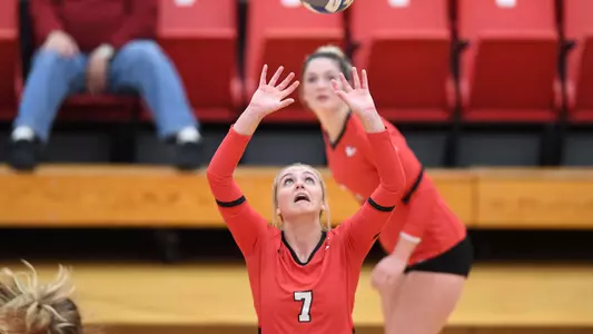 Efficient Offense Keys Volleyball's 3-1 Win Over IUPUI Image
