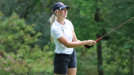 Rugola Places Ninth to Lead Penguins at Shirley Spork EMU Invitational Image