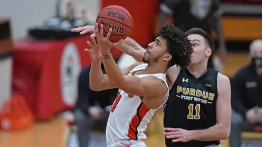 Strong Second Half Leads Men's Basketball to 84-70 Win over Purdue Fort Wayne Image