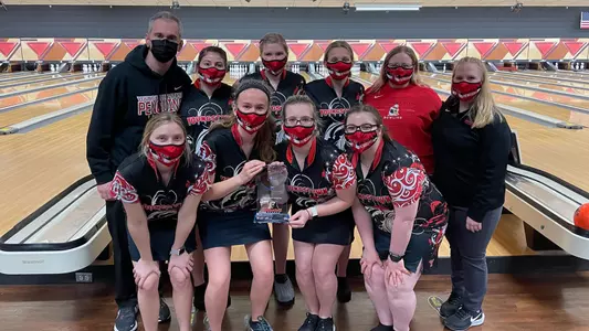Bowling Finishes Fourth at James Brown Invitational Image