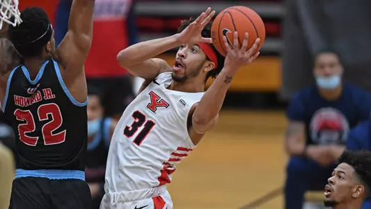 Men's Basketball Advances With 74-58 Win Over UIC Image