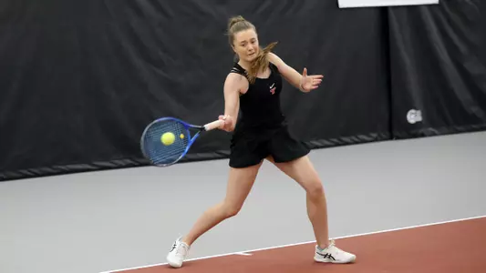 Penguins Drop Hard Fought Contest At UNLV Image