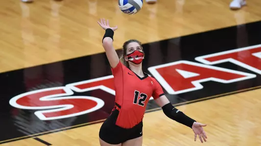Penguins Drop First Match at Cleveland State Image