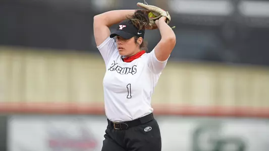 Softball Sweeps DH From Purdue Fort Wayne, Extends Win Streak to Five Image