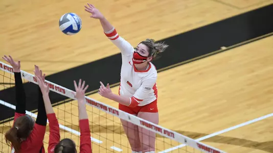 Borum Posts Triple-Double as Penguins Hold Off RMU Image