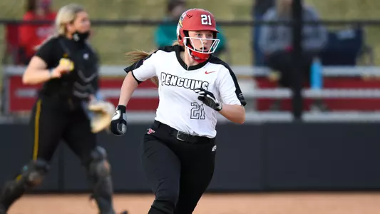 Softball Uses Long Ball to Sweep IUPUI Image