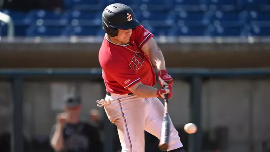 Late-Game Comeback Lifts Penguins to Series Win Over Mastodons Image