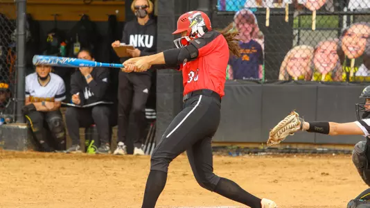 Jakse's Late Homer Lifts Softball to Split at NKU Image