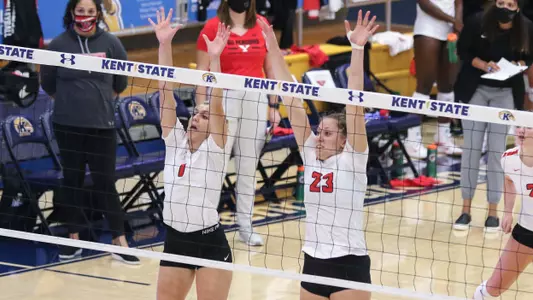 Penguins Drop Horizon League Opener to Oakland Image