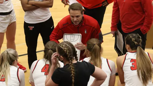 Head Coach John Barnes