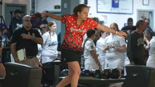 Kirsten Moore - YSU Bowling at MOTIV Penguin Classic (Oct. 15, 2022)