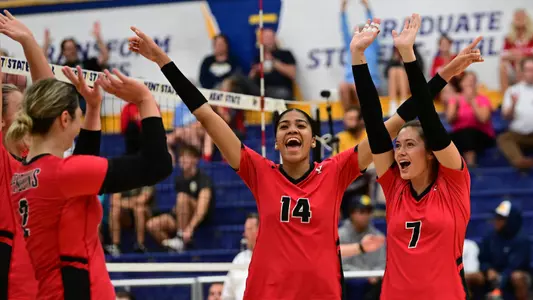 YSU Volleyball celebrates a win at Kent State on Sept. 15, 2023