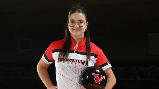 Jade Cote - YSU Bowling - 2023-24 Photo Day